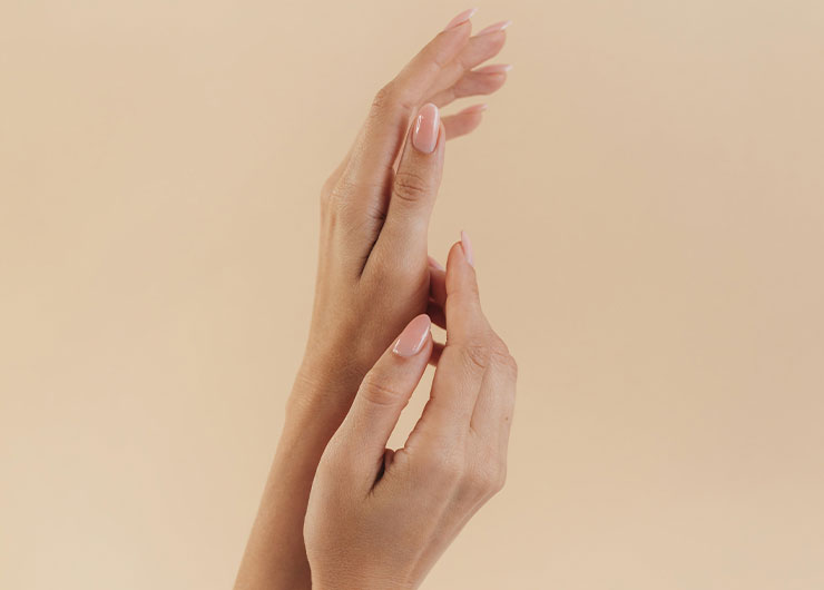 acide hyaluronique mains